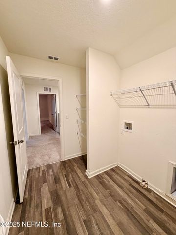 570 INDEPENDENCE Drive, Macclenny, FL 32063