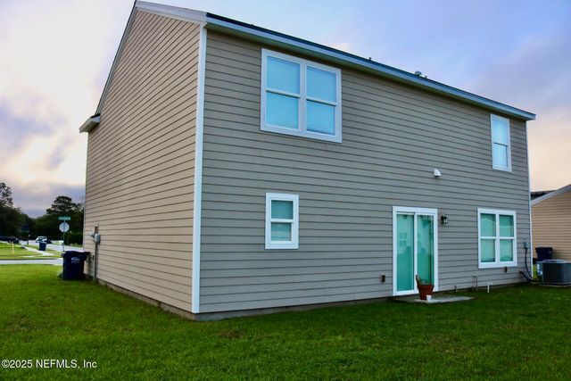 570 INDEPENDENCE Drive, Macclenny, FL 32063