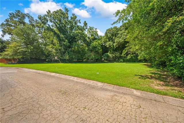 755 Dunaire Way, Jonesboro, GA 30238