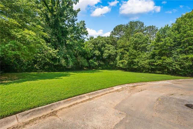 755 Dunaire Way, Jonesboro, GA 30238