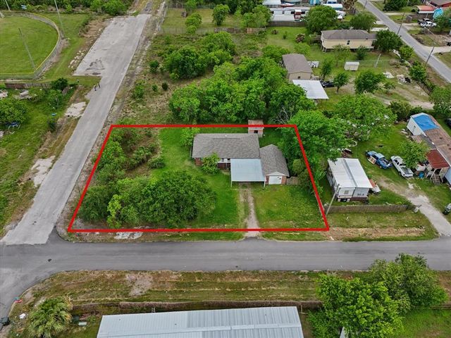 302 19th Street, San Leon, TX 77539