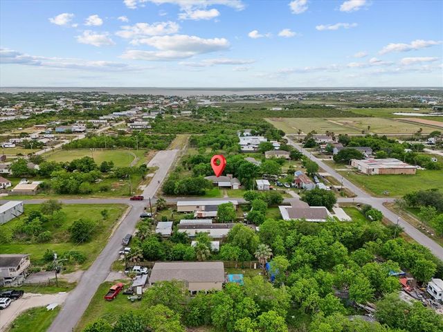 302 19th Street, San Leon, TX 77539