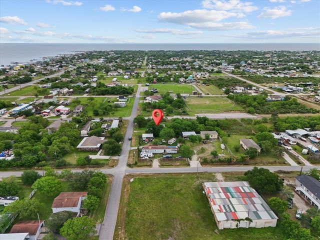 302 19th Street, San Leon, TX 77539