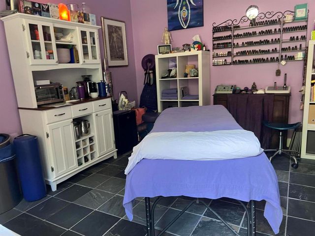 720 NE 3rd, Fort Lauderdale, FL 33304