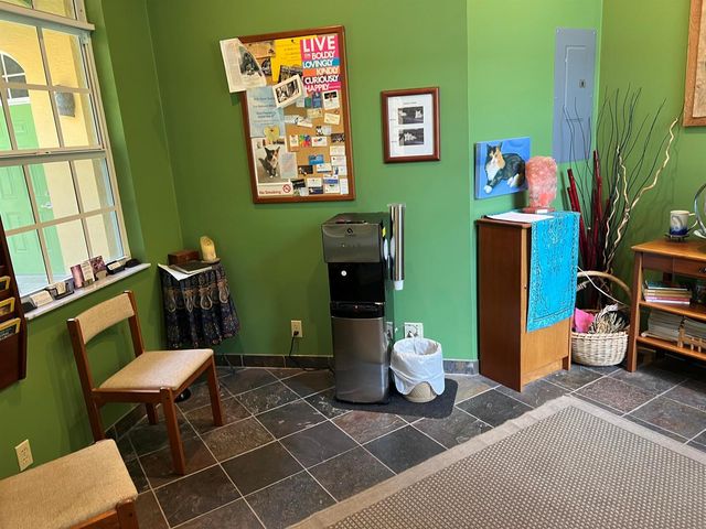 720 NE 3rd, Fort Lauderdale, FL 33304