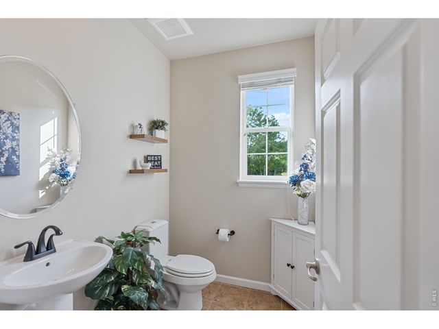 5903 Piney Creek Dr, Fort Collins, CO 80528