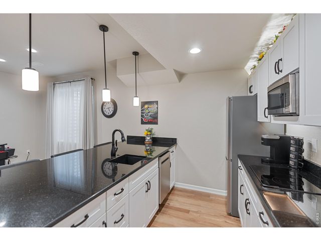 5903 Piney Creek Dr, Fort Collins, CO 80528