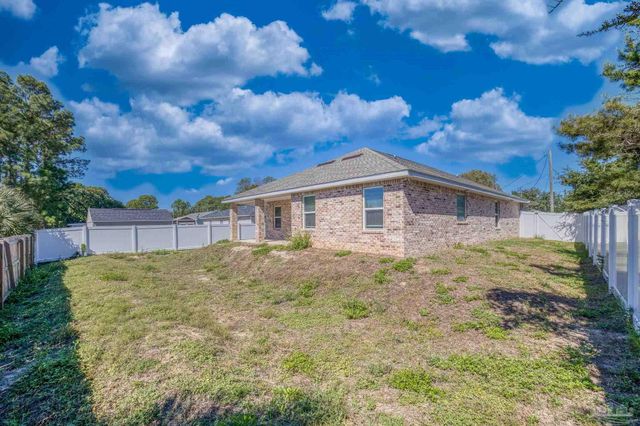 5343 Boots Byers Ct, Gulf Breeze, FL 32563