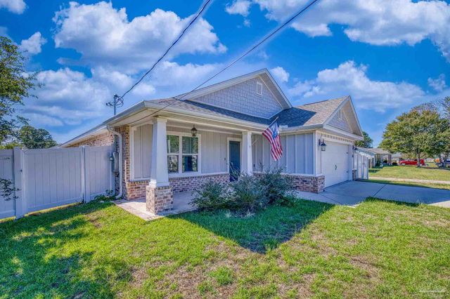 5343 Boots Byers Ct, Gulf Breeze, FL 32563