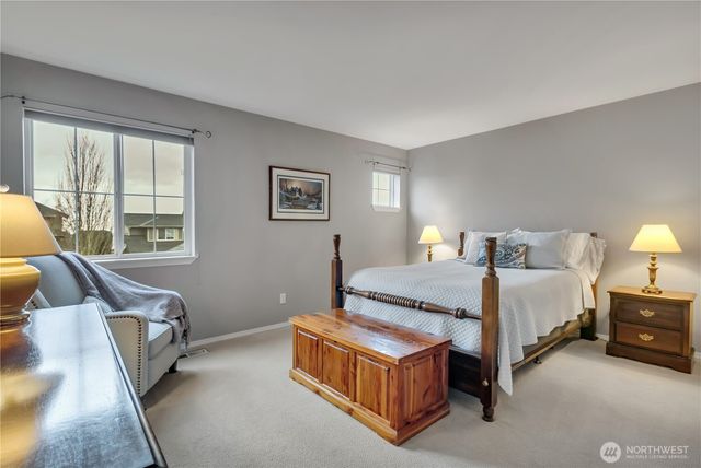 5304 Nathan Loop SE, Auburn, WA 98092