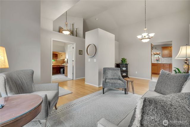 5304 Nathan Loop SE, Auburn, WA 98092