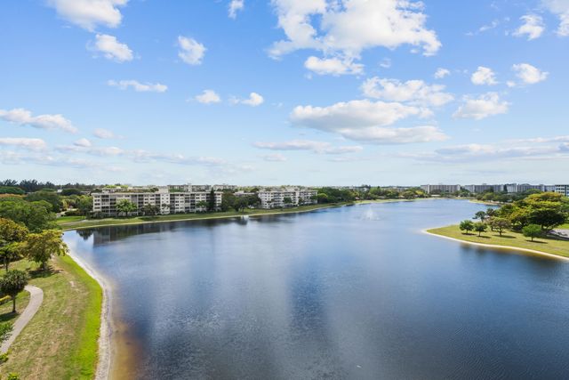 2900 N Course Drive 909, Pompano Beach, FL 33069