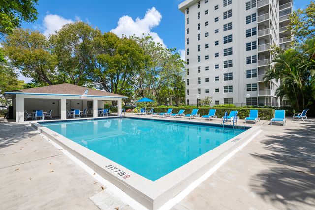 2900 N Course Drive 909, Pompano Beach, FL 33069