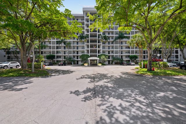 2900 N Course Drive 909, Pompano Beach, FL 33069