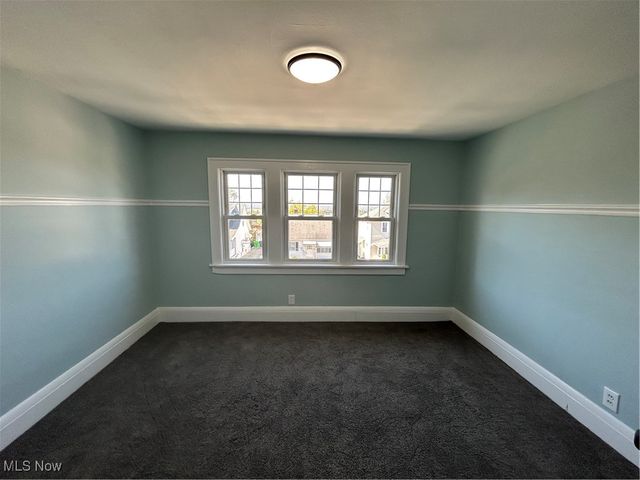 4963 E 88th Street, Garfield Heights, OH 44125