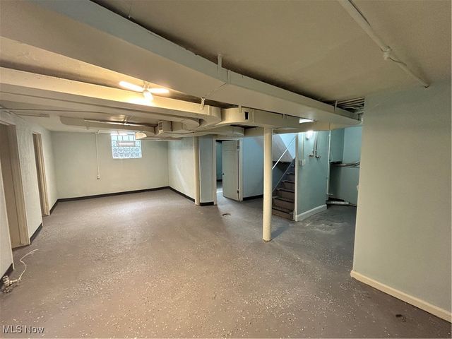 4963 E 88th Street, Garfield Heights, OH 44125