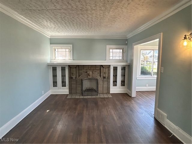 4963 E 88th Street, Garfield Heights, OH 44125