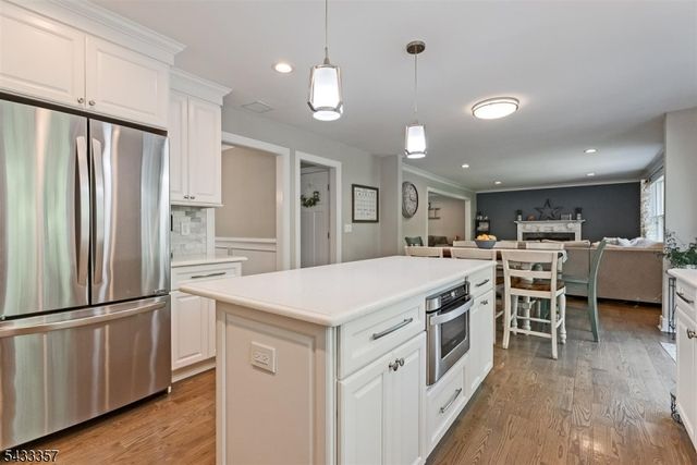 1 Waters Edge, Sparta Twp., NJ 07871