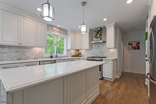 1 Waters Edge, Sparta Twp., NJ 07871