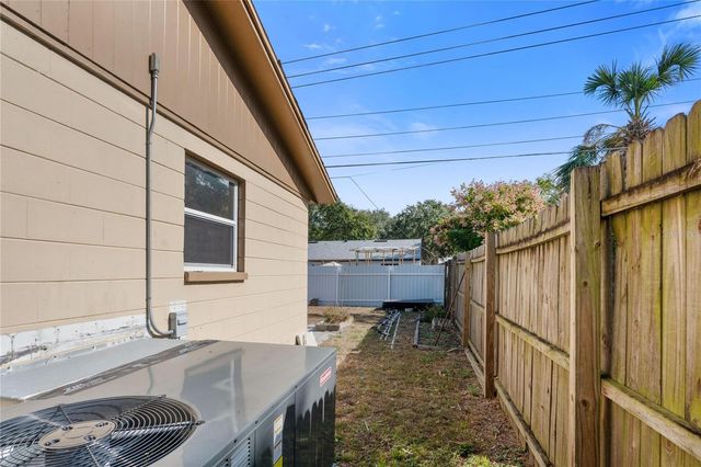 1730 LOWRY AVENUE, Lakeland, FL 33801