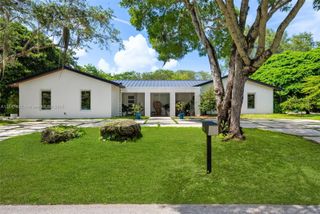 7705 SW 171st Ter, Palmetto Bay, FL 33157