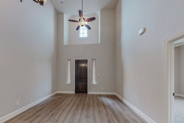 4218 Swinley Forest Drive, Arlington, TX 76017