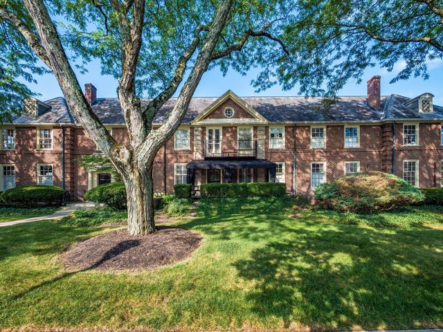 2121 Arlington Avenue, 1, Upper Arlington, OH 43221