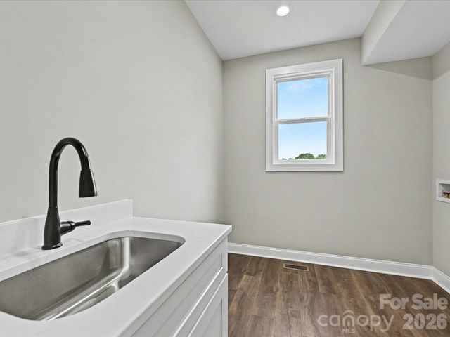 159 Lone Pine Road, Statesville, NC 28625