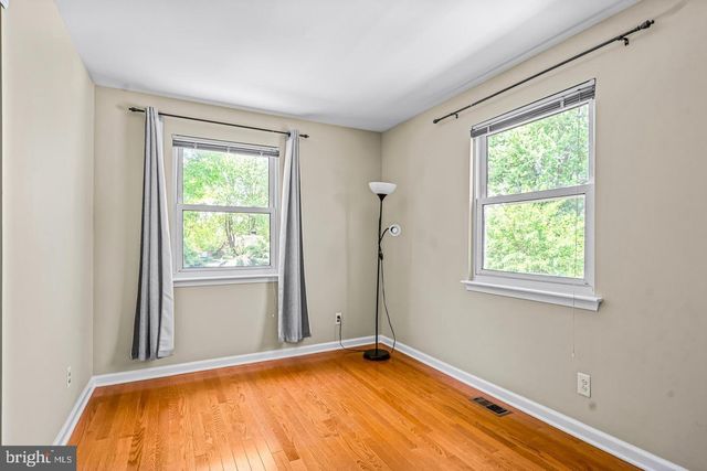 68 FRANKLIN DR, Voorhees, NJ 08043