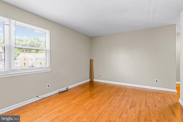 68 FRANKLIN DR, Voorhees, NJ 08043