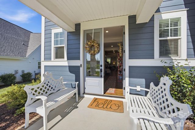 104 Sisters Cove Court, Mooresville, NC 28117