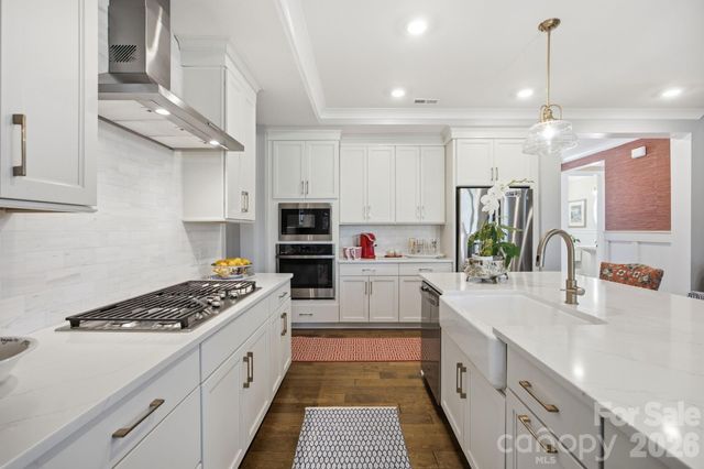 104 Sisters Cove Court, Mooresville, NC 28117