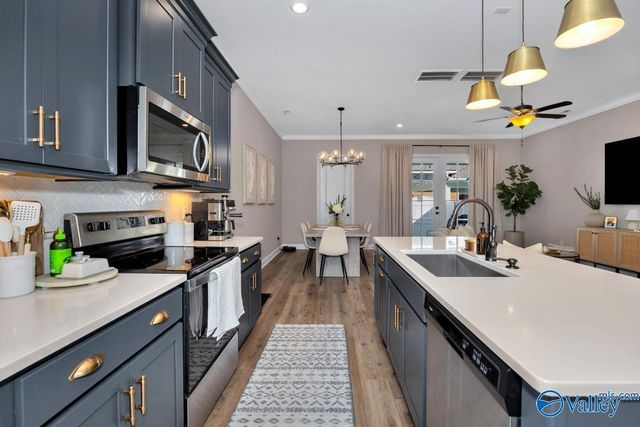 48 Pine Street NW, Huntsville, AL 35806