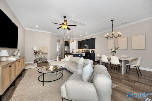 48 Pine Street NW, Huntsville, AL 35806