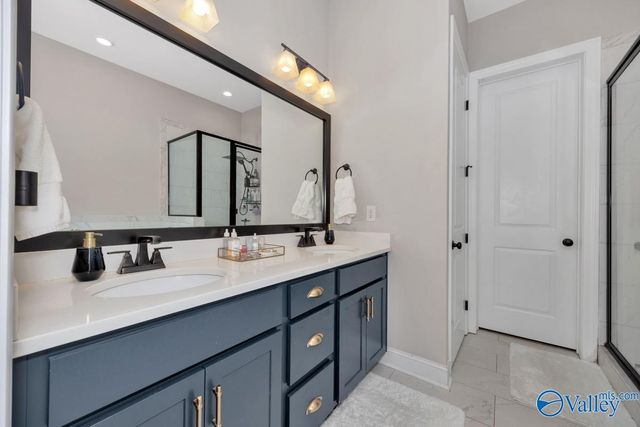 48 Pine Street NW, Huntsville, AL 35806