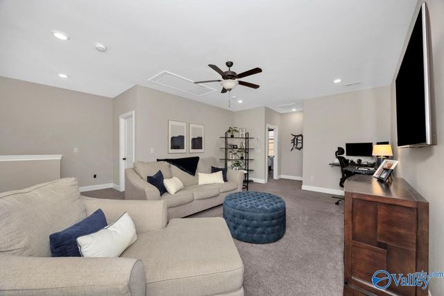 48 Pine Street NW, Huntsville, AL 35806