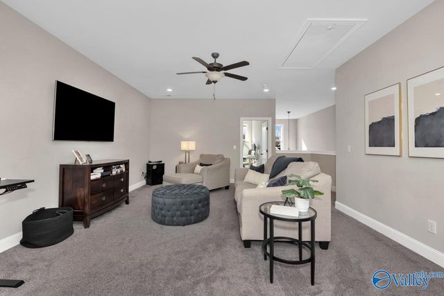 48 Pine Street NW, Huntsville, AL 35806