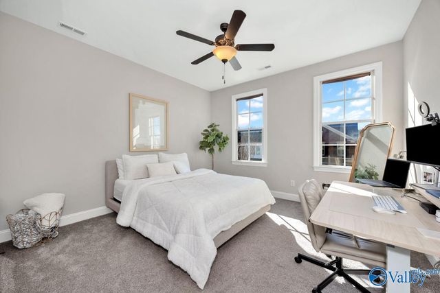 48 Pine Street NW, Huntsville, AL 35806