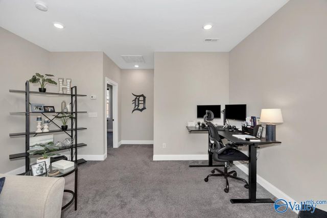 48 Pine Street NW, Huntsville, AL 35806