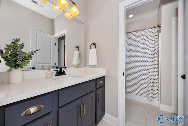 48 Pine Street NW, Huntsville, AL 35806