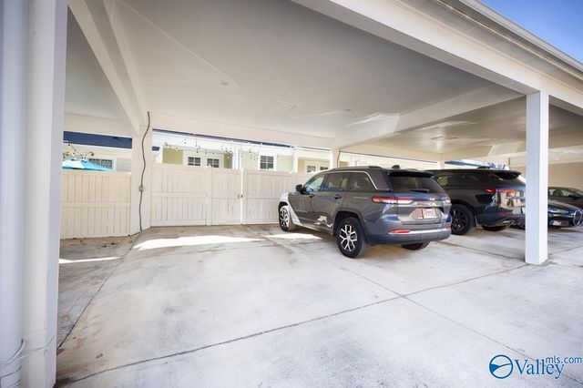 48 Pine Street NW, Huntsville, AL 35806