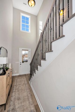 48 Pine Street NW, Huntsville, AL 35806