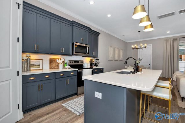 48 Pine Street NW, Huntsville, AL 35806