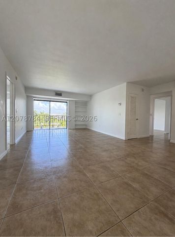77 Crandon Blvd 5C, Key Biscayne, FL 33149