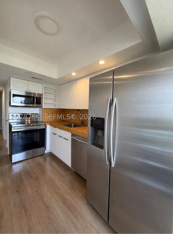 77 Crandon Blvd 5C, Key Biscayne, FL 33149