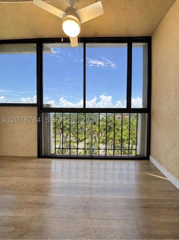 77 Crandon Blvd 5C, Key Biscayne, FL 33149