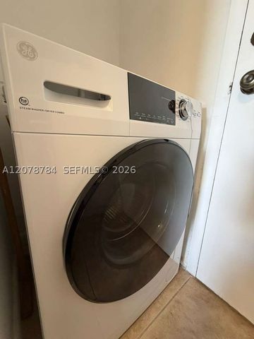 77 Crandon Blvd 5C, Key Biscayne, FL 33149