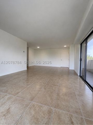 77 Crandon Blvd 5C, Key Biscayne, FL 33149