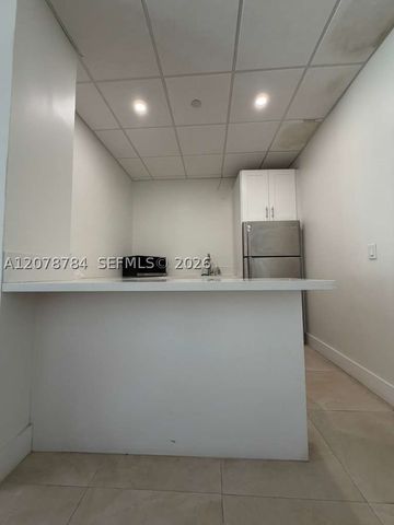 77 Crandon Blvd 5C, Key Biscayne, FL 33149