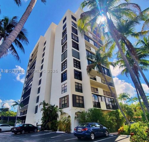 77 Crandon Blvd 5C, Key Biscayne, FL 33149